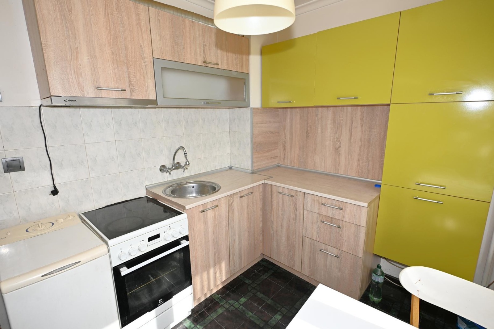 Продава 2-СТАЕН, гр. Перник, Рено, снимка 7 - Апартаменти - 56331157
