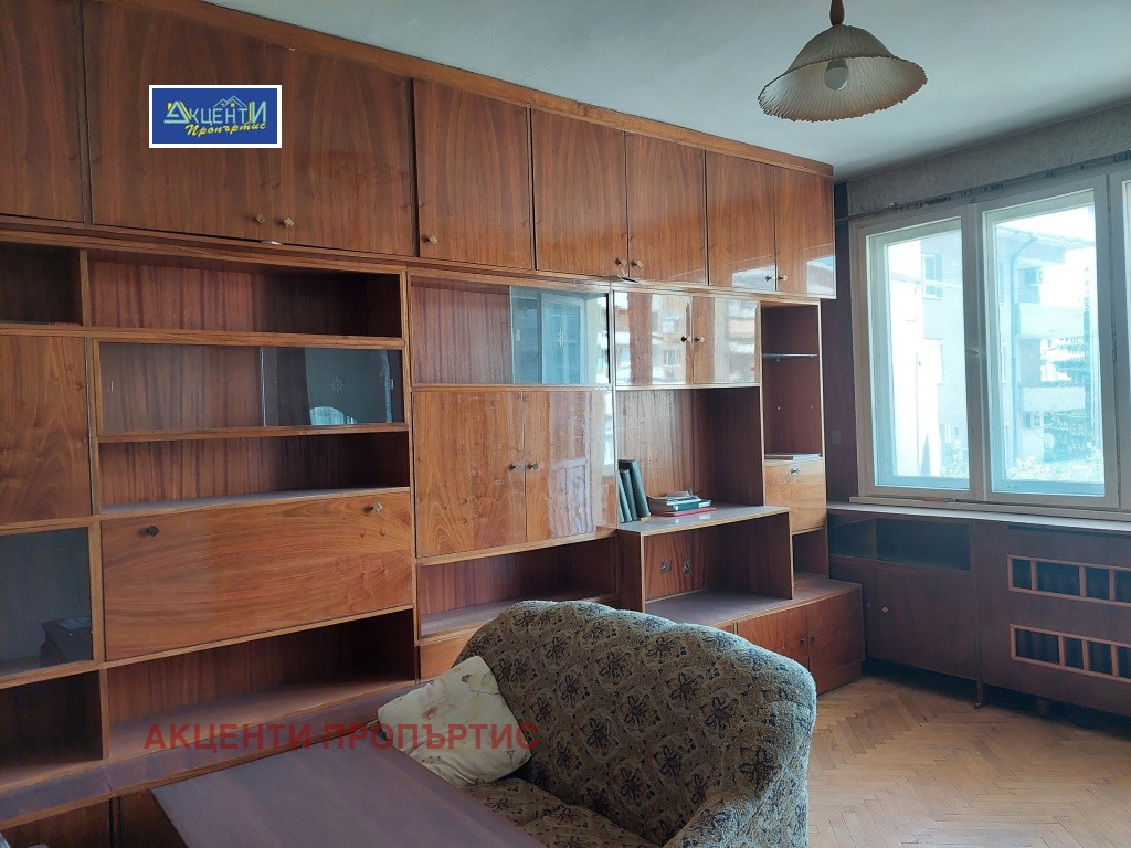 Продава 3-СТАЕН, гр. Велико Търново, Център, снимка 8 - Апартаменти - 54024733