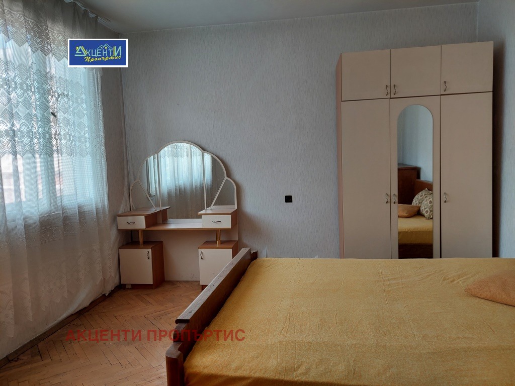 Продава 3-СТАЕН, гр. Велико Търново, Център, снимка 6 - Апартаменти - 54024733