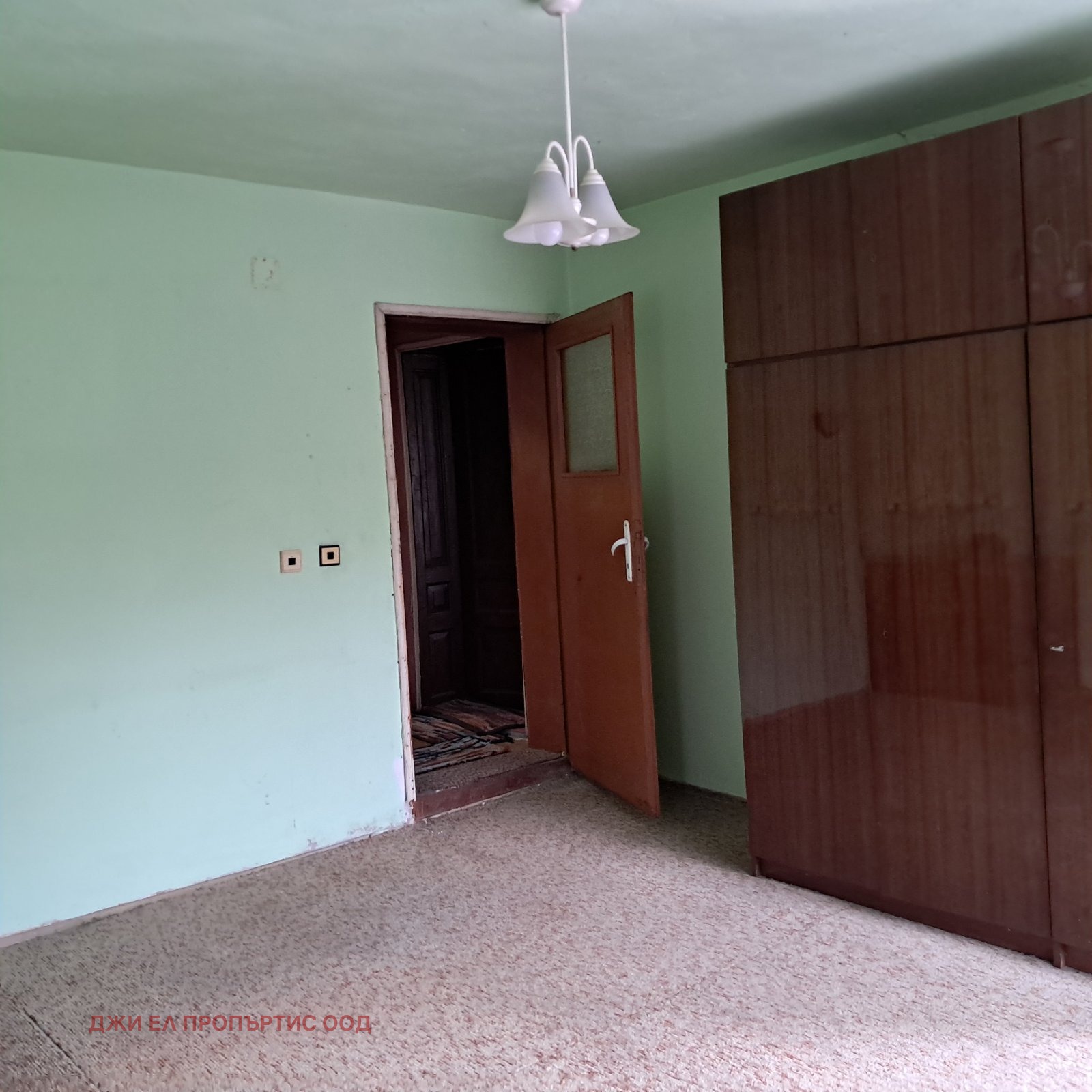 Продава ЕТАЖ ОТ КЪЩА, гр. София, гр. Банкя, снимка 6 - Етаж от къща - 54224251