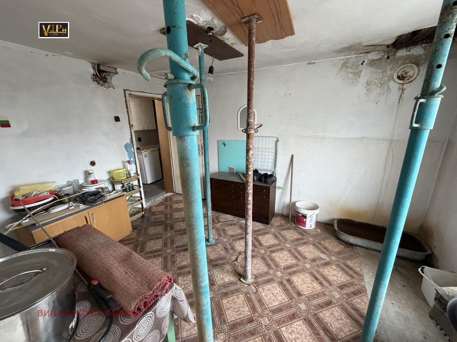 Продава КЪЩА, гр. Аксаково, област Варна, снимка 8 - Къщи - 53620239