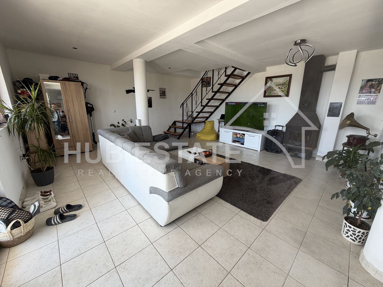 Продава КЪЩА, с. Безводица, област Добрич, снимка 2 - Къщи - 54627036