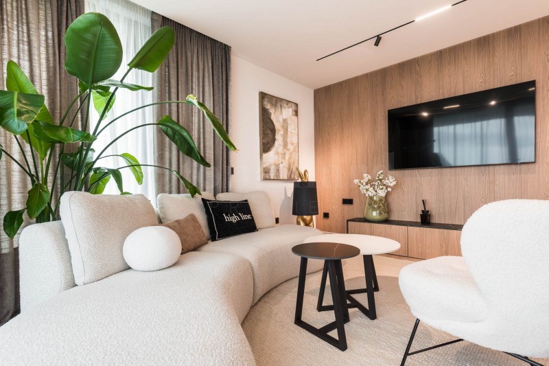 Продава 3-СТАЕН, гр. Варна, к.к. Св.Св. Константин и Елена, снимка 2 - Апартаменти - 53107681