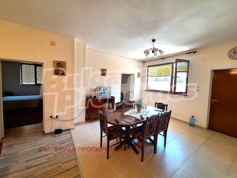 Продава КЪЩА, с. Караисен, област Велико Търново, снимка 12 - Къщи - 52143379