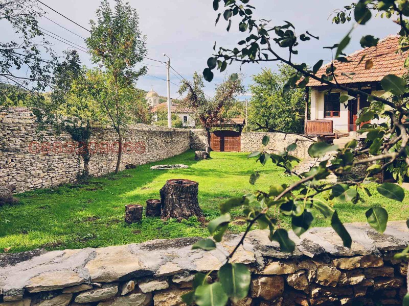 Na prodej  Vila oblast Loveč , Lukovit , 75 m2 | 83753599