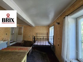 House Yuper, region Razgrad 5