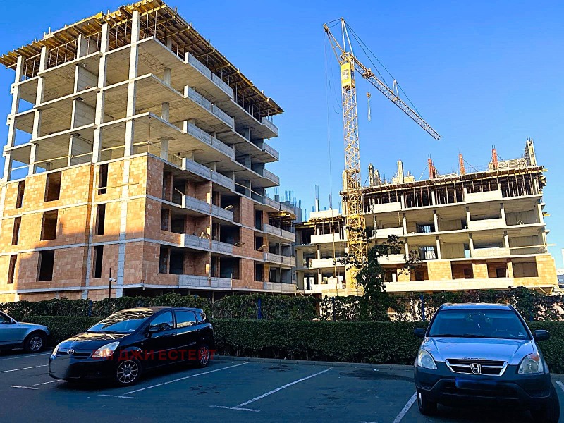 Продава  2-стаен град Бургас , Меден рудник - зона В , 64 кв.м | 29232105 - изображение [2]