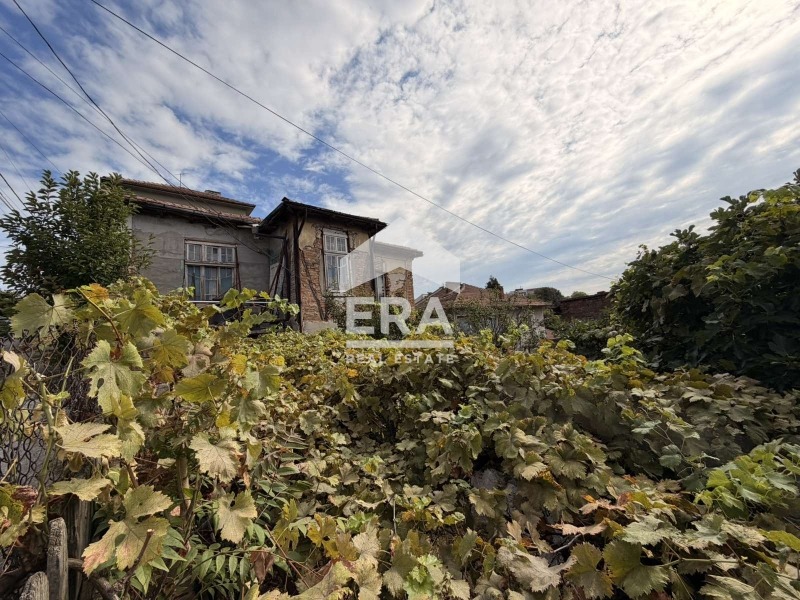 Продава ЕТАЖ ОТ КЪЩА, гр. Русе, Широк център, снимка 5 - Етаж от къща - 55796247