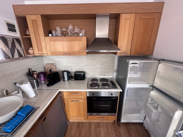 Продава КЪЩА, гр. Ахелой, област Бургас, снимка 6 - Къщи - 54253109