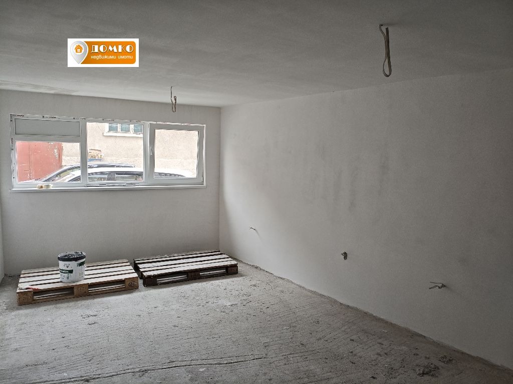 Продава 2-СТАЕН, гр. Пазарджик, Руски