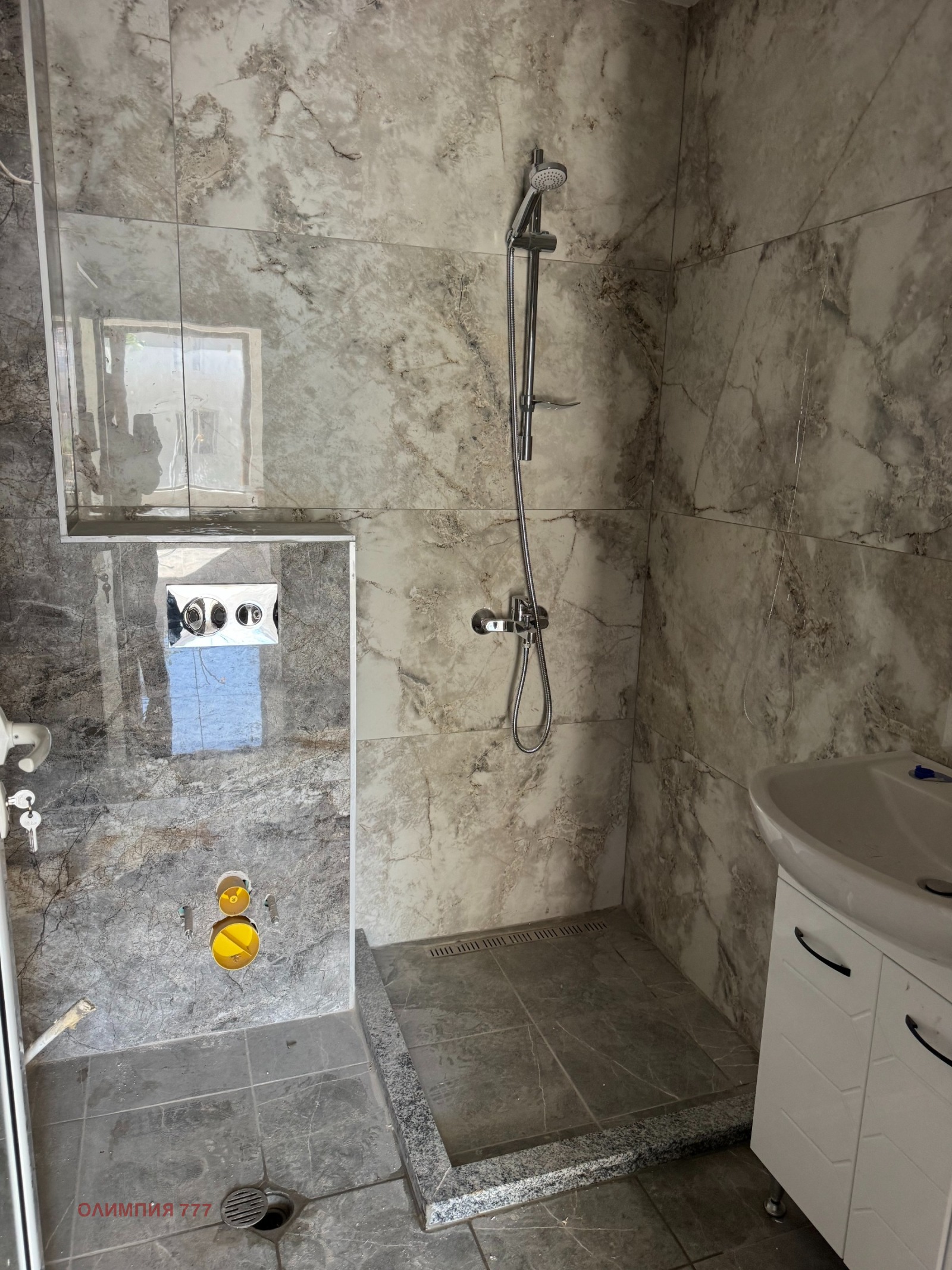 Продава 3-СТАЕН, гр. Плевен, Широк център, снимка 2 - Апартаменти - 54943541