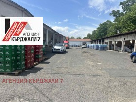 Budynek przemysłowy Studen kladenec, Kardżali 1