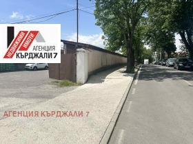 Budynek przemysłowy Studen kladenec, Kardżali 9