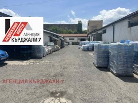 Budynek przemysłowy Studen kladenec, Kardżali 10