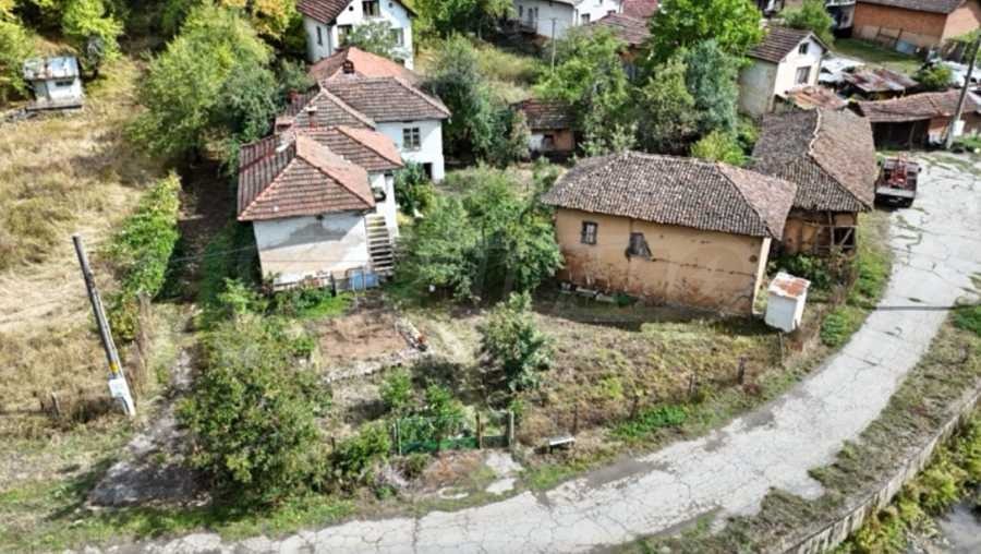 Продава КЪЩА, с. Ново село, област София област, снимка 14 - Къщи - 55937259