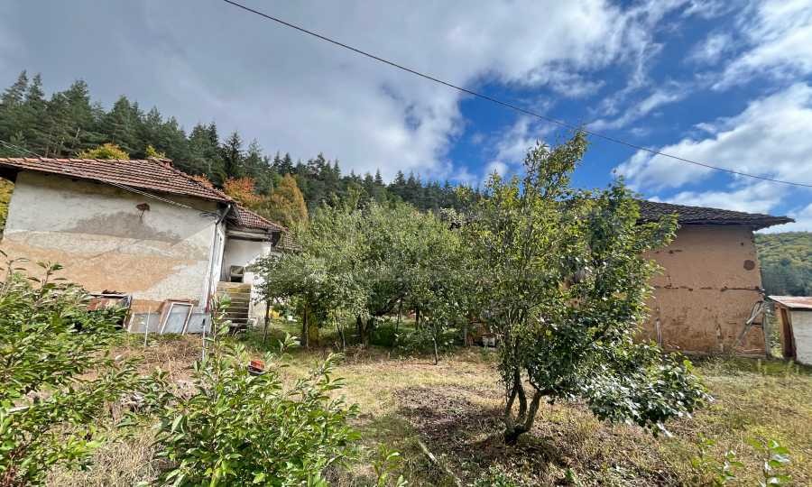 Продава КЪЩА, с. Ново село, област София област, снимка 3 - Къщи - 55937259