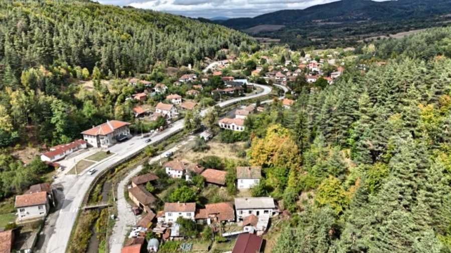 Продава КЪЩА, с. Ново село, област София област, снимка 17 - Къщи - 55937259