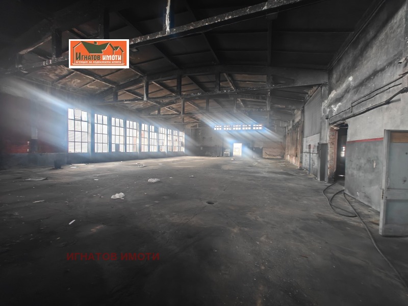 Продава ПРОМ. ПОМЕЩЕНИЕ в град Пазарджик, Промишлена зона - 1760 кв.м / 820 000 € » 1 603 780.60 лв., ИГНАТОВ ИМОТИ
