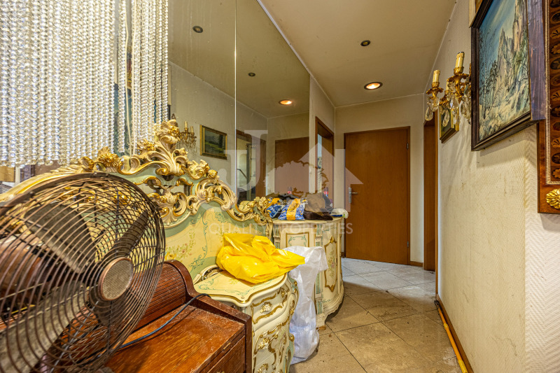 Продава ОФИС, гр. София, Медицинска академия, снимка 3 - Офиси - 52151791