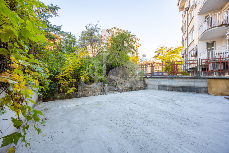 Продава ОФИС, гр. София, Медицинска академия, снимка 12 - Офиси - 52151791