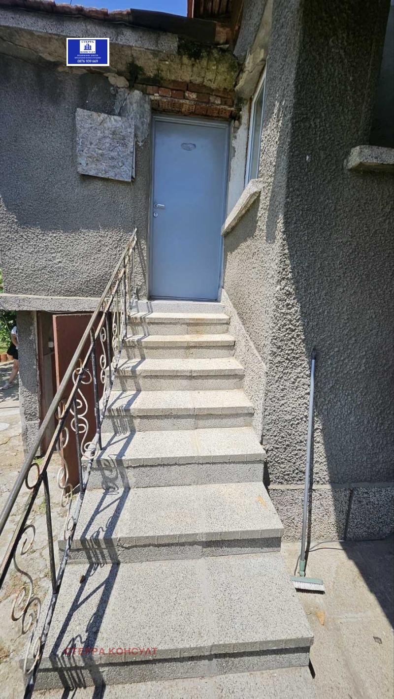 Till salu  Hus region Sofia , Bailovo , 90 kvm | 64517863 - bild [8]