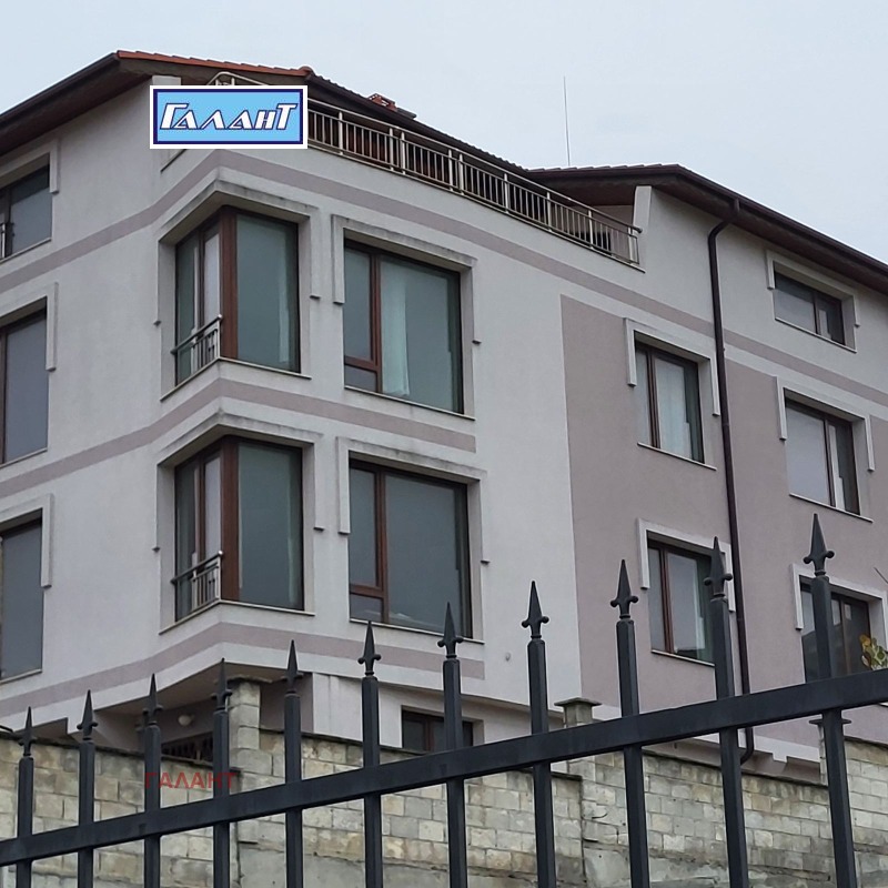 Продава КЪЩА, гр. Варна, Бриз, снимка 11 - Къщи - 53145346