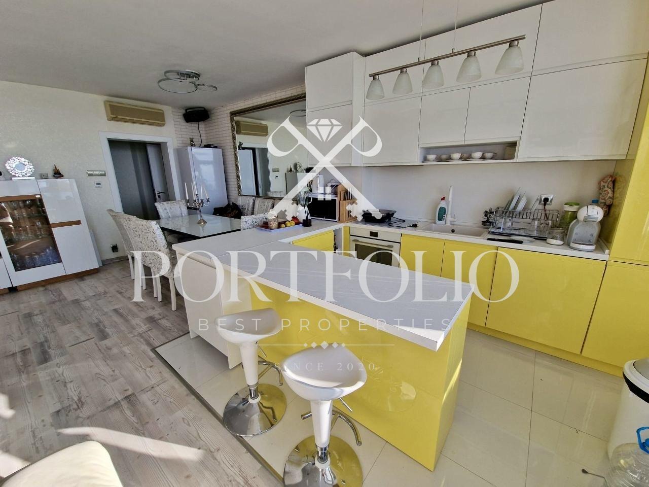 Продава  3-стаен област Бургас , с. Равда , 114 кв.м | 76655001