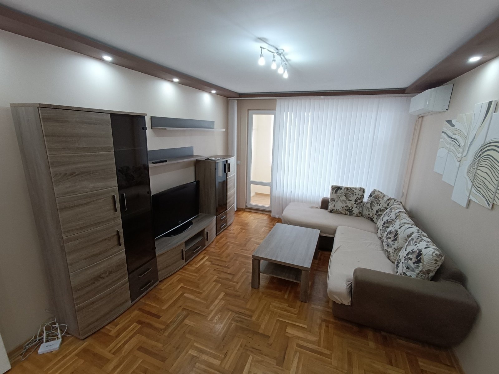 Продава МНОГОСТАЕН, гр. Варна, Кайсиева градина, снимка 2 - Апартаменти - 55836726