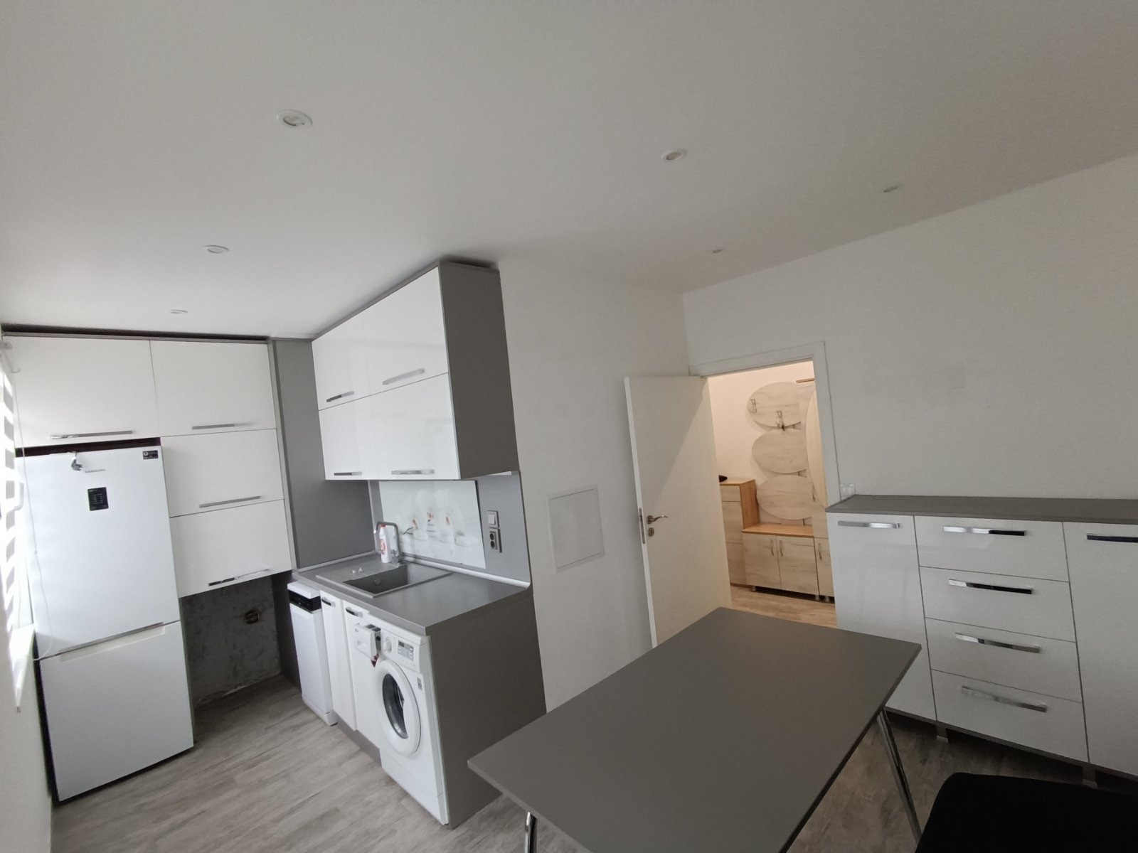 Продава МНОГОСТАЕН, гр. Варна, Кайсиева градина, снимка 7 - Апартаменти - 55836726