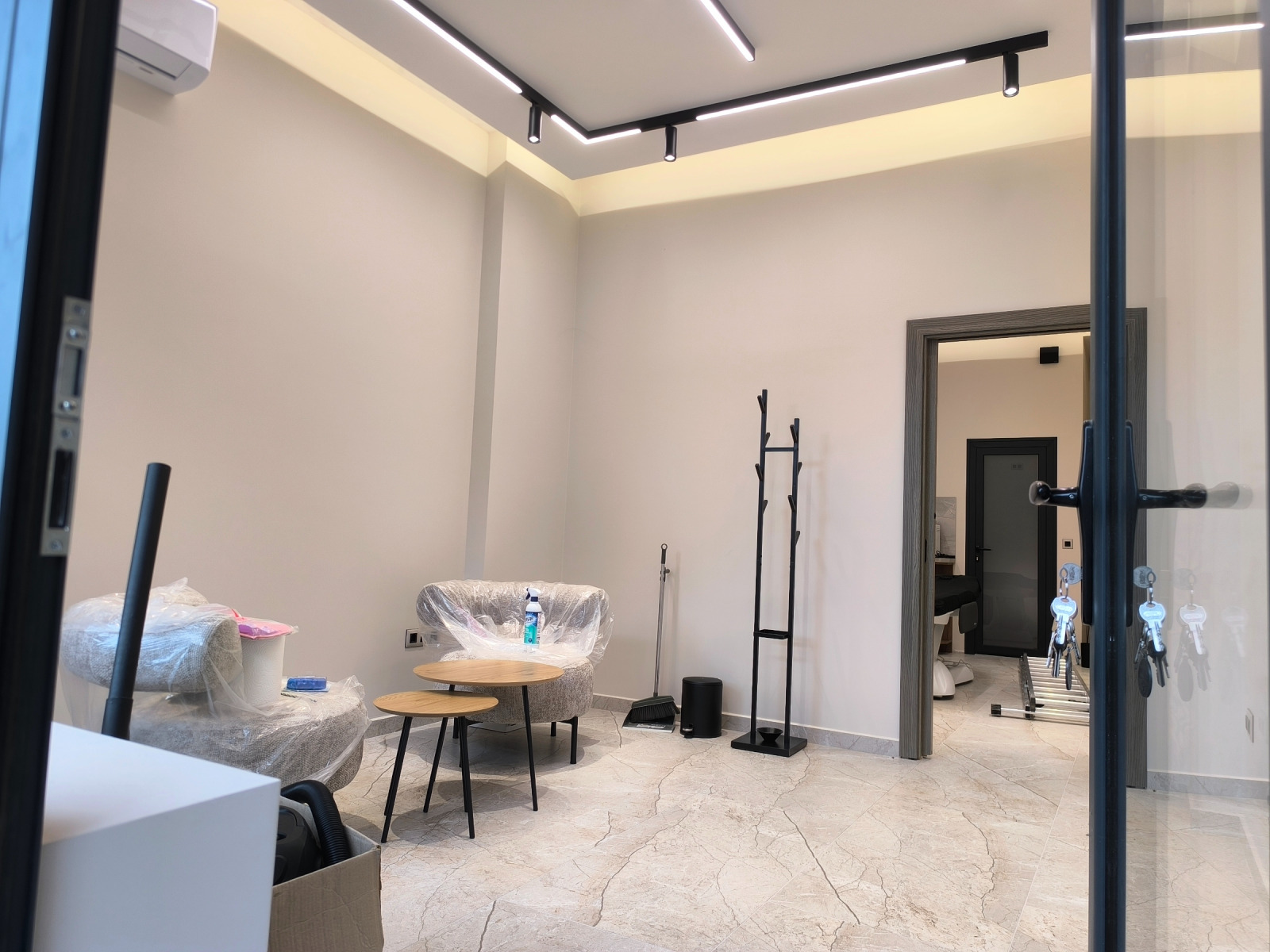 Продава ОФИС, гр. Габрово, Център, снимка 5 - Офиси - 55831207