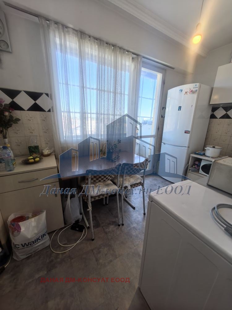 Продава 2-СТАЕН, гр. Шумен, Болницата, снимка 6 - Апартаменти - 54888409