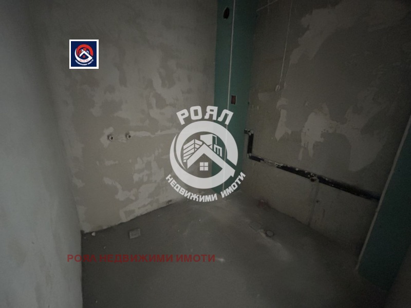 En venta  2 dormitorios Plovdiv , Yuzhen , 99 metros cuadrados | 39201369 - imagen [7]