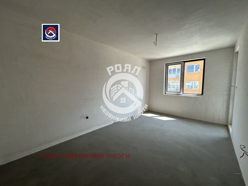 En venta  2 dormitorios Plovdiv , Yuzhen , 99 metros cuadrados | 39201369 - imagen [4]