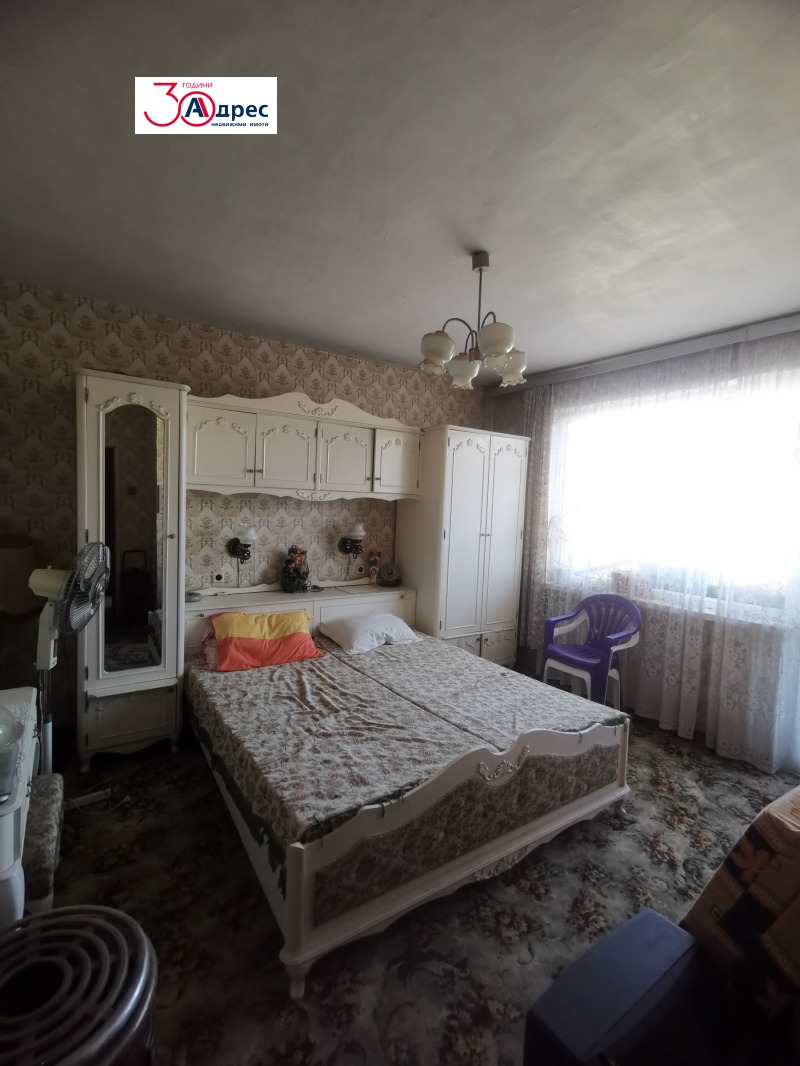 Продава МНОГОСТАЕН, гр. Добрич, Център, снимка 3 - Апартаменти - 53025875