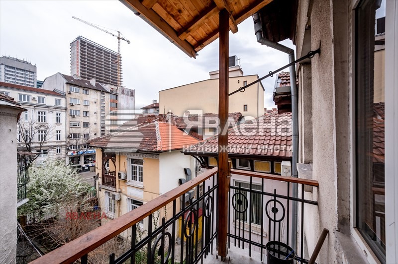 Продава МНОГОСТАЕН, гр. София, Център, снимка 11 - Апартаменти - 56123514