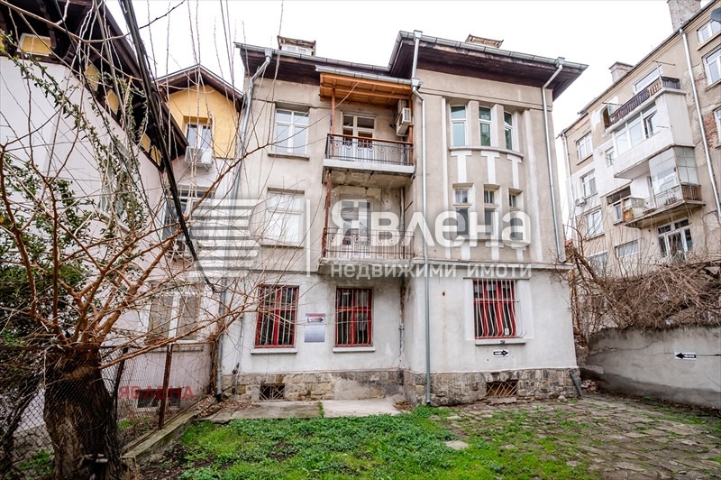 Продава МНОГОСТАЕН, гр. София, Център, снимка 10 - Апартаменти - 56123514