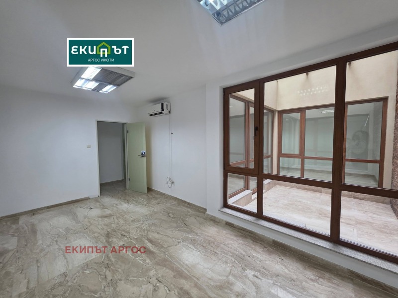 Продава ОФИС, гр. Варна, Център, снимка 3 - Офиси - 53234148