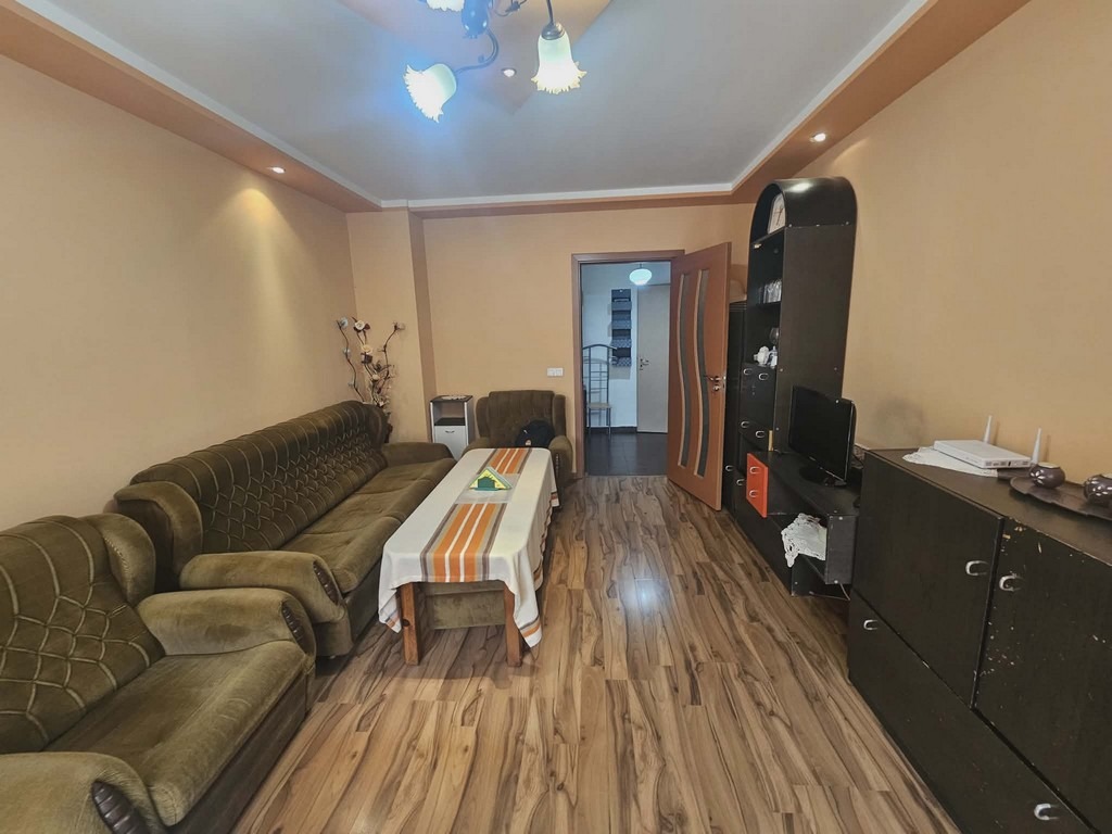 Продава 3-СТАЕН, гр. Кърджали, Възрожденци, снимка 2 - Апартаменти - 53184397