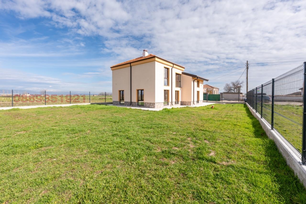 Продава КЪЩА, с. Манолско Конаре, област Пловдив, снимка 3 - Къщи - 53910692