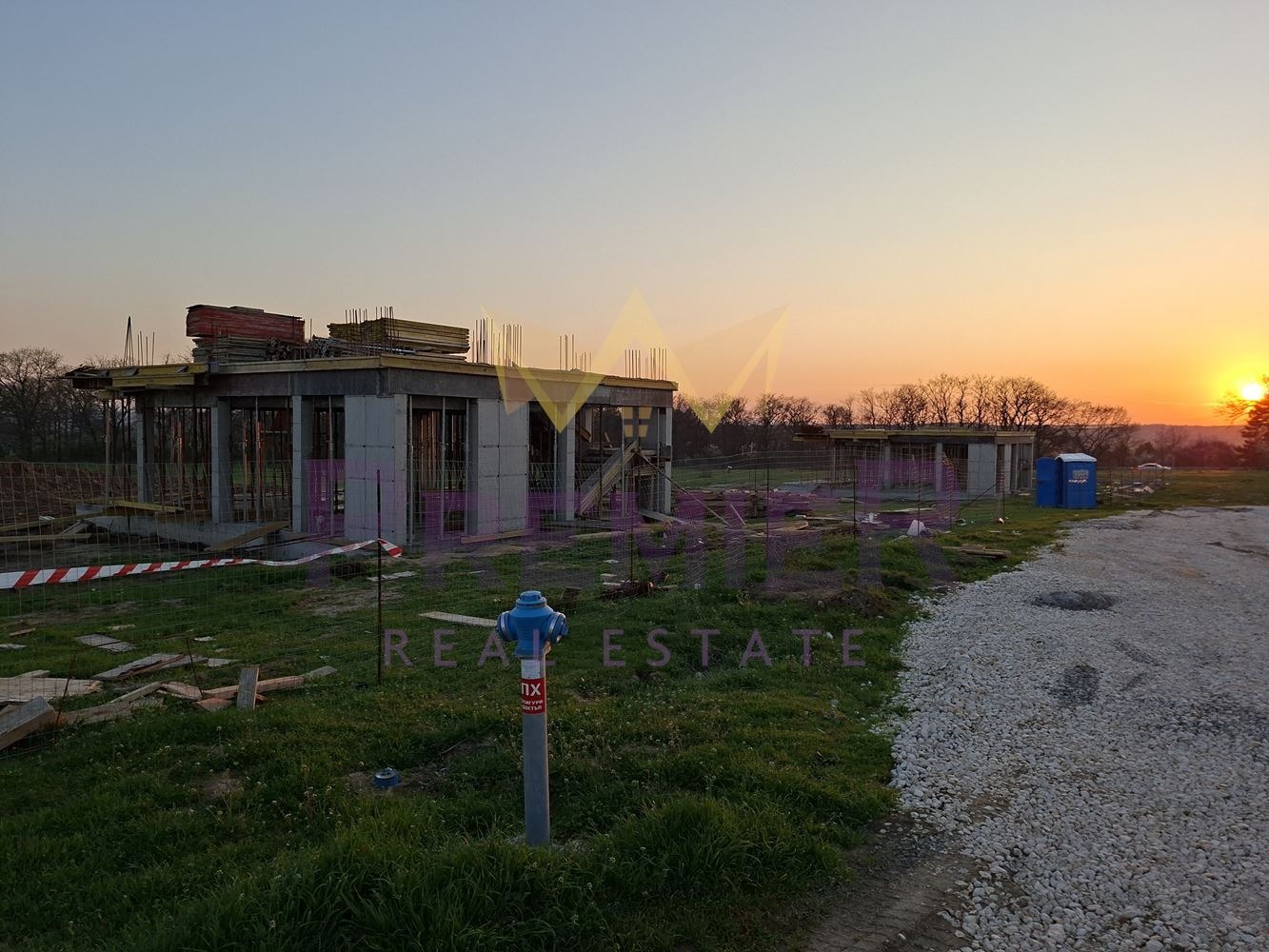 Продава КЪЩА, с. Близнаци, област Варна, снимка 6 - Къщи - 54104585