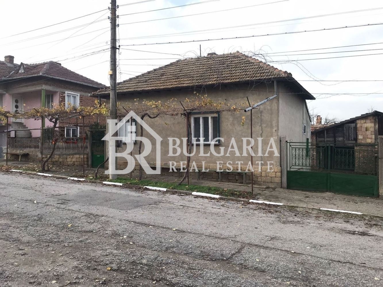 Продава КЪЩА, с. Драгомирово, област Велико Търново