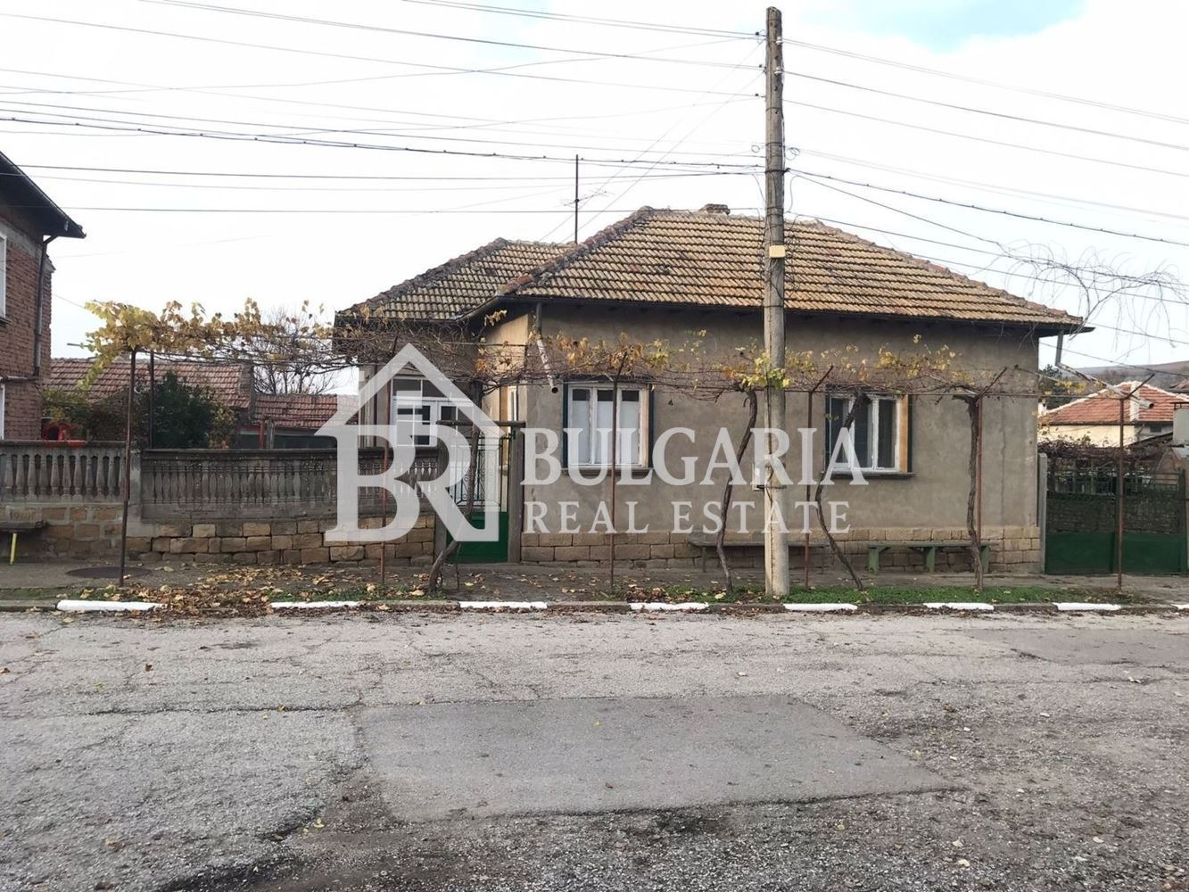 Продава КЪЩА, с. Драгомирово, област Велико Търново, снимка 2 - Къщи - 54581874