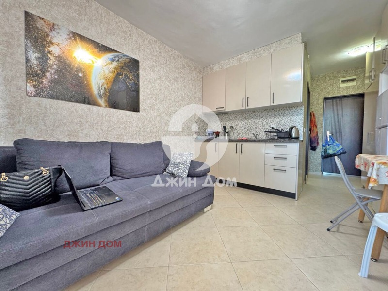 In vendita  Studio regione Burgas , k.k. Slanchev briag , 31 mq | 92609771