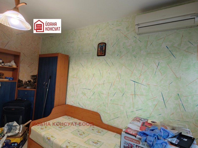 Продава  3-стаен град Плевен , 9-ти квартал , 79 кв.м | 30277372 - изображение [4]