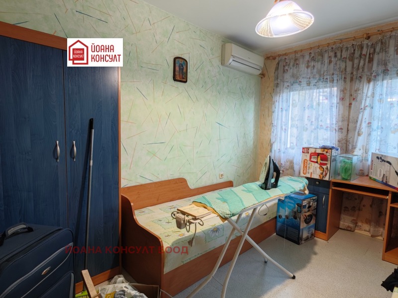 Продава  3-стаен град Плевен , 9-ти квартал , 79 кв.м | 30277372 - изображение [6]