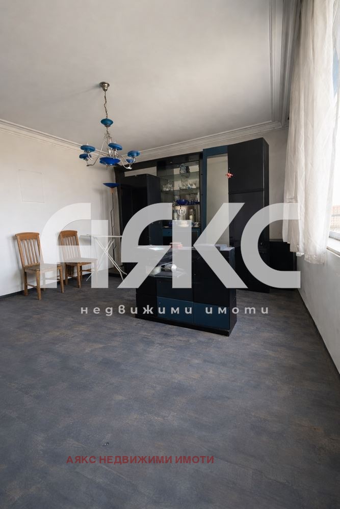 Продава 2-СТАЕН, гр. София, Оборище, снимка 2 - Апартаменти - 54203845