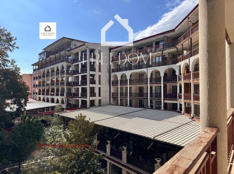 Продава 4-СТАЕН, гр. Варна, к.к. Св.Св. Константин и Елена, снимка 14 - Апартаменти - 52211525