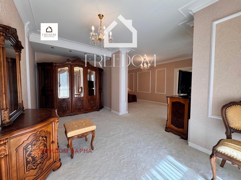 Продава 4-СТАЕН, гр. Варна, к.к. Св.Св. Константин и Елена, снимка 6 - Апартаменти - 52211525