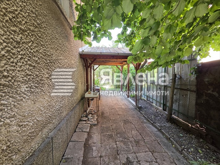 Till salu  Hus Golv Sofia , Orlandovci , 53 kvm | 35882139 - bild [6]