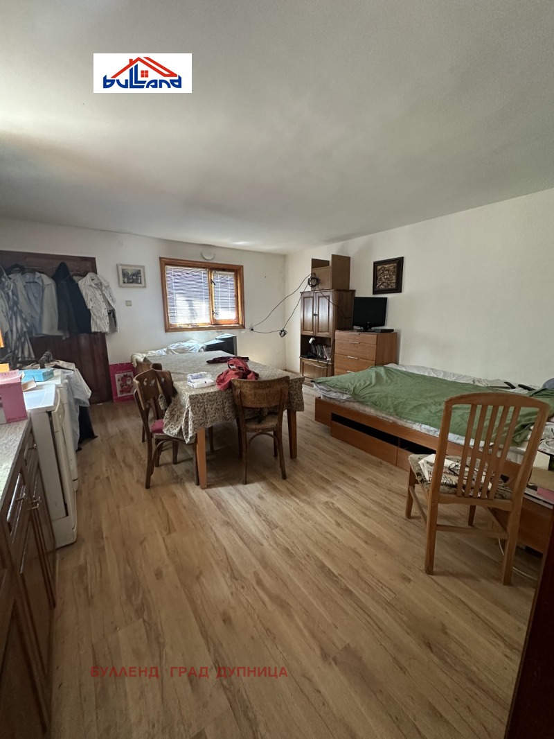 Till salu  Hus region Kyustendil , Dupnica , 182 kvm | 54486321 - bild [13]